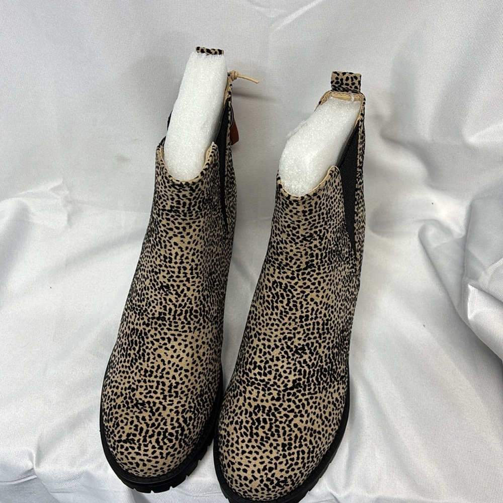 MIA Leopard Print Ankle Booties in Tan and Black - Picture 3 of 14